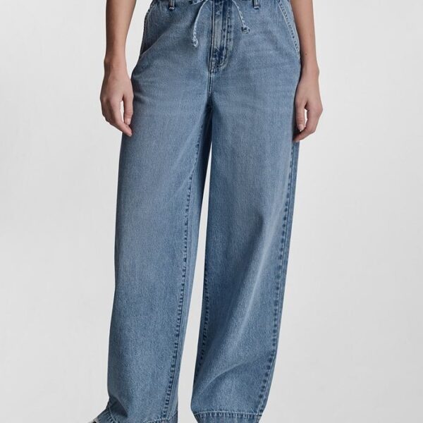 DKNY Jeans Petite High-Rise Wide-Leg Jeans